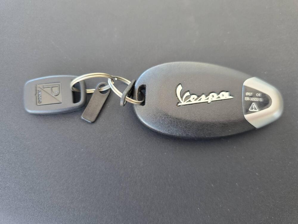 Vespa GTS 300 Super (2023 - 24) (12)