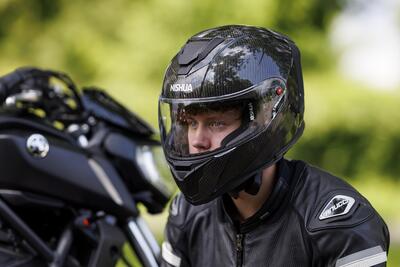 Louis Moto presenta il nuovo Carbon NRX-3