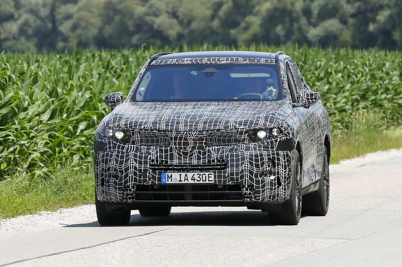 BMW X5: un nuovo prototipo rivela la prossima evoluzione del SUV di lusso