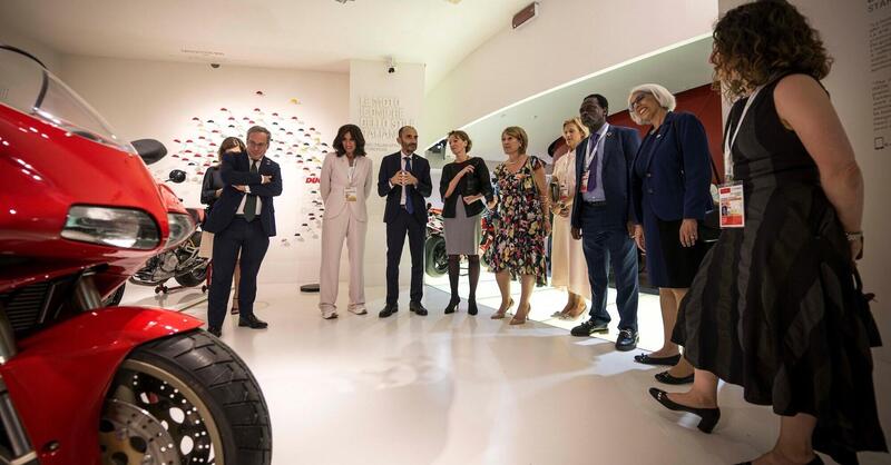 Ministri del G7 in visita alla Ducati