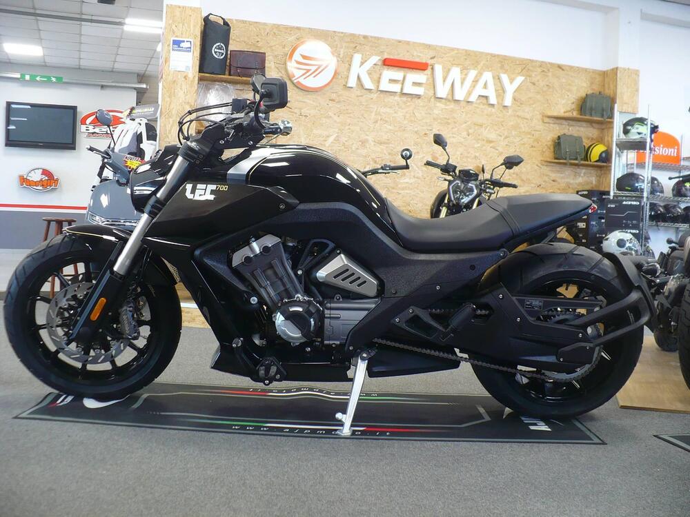 Benda Motorcycles LFC 700 (2024 - 25) (2)