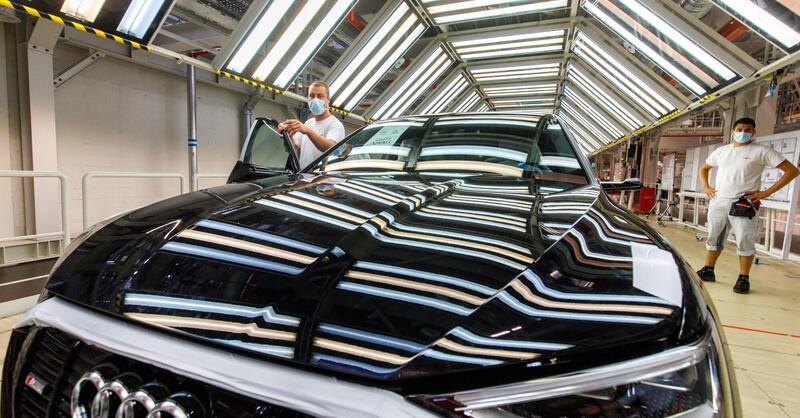 Volkswagen: siamo costretti A CHIUDERE uno stabilimento di auto elettriche in Europa