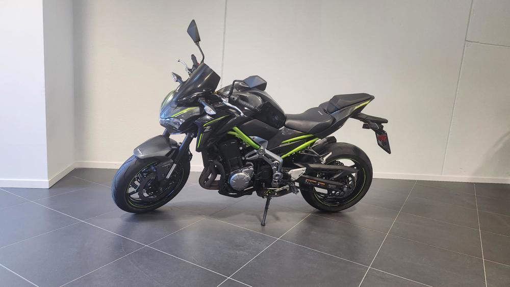 Kawasaki Z 900 (2017 - 18) (2)