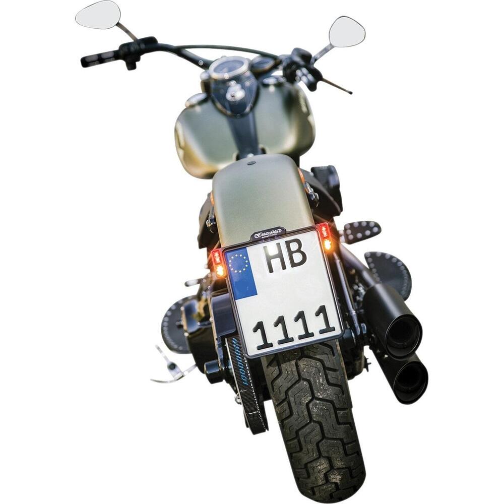 Portatarga universale nero per targa italiana con 