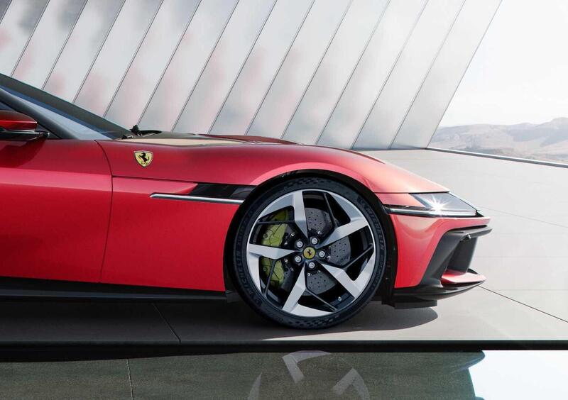 Ferrari 12Cilindri Coupé (2024-->>) (12)