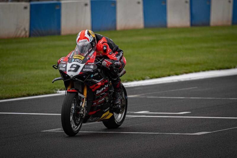 SBK 2024. GP del Regno Unito a Donington. Toprak Razgatlioglu si conferma il pi&ugrave; veloce nelle FP2