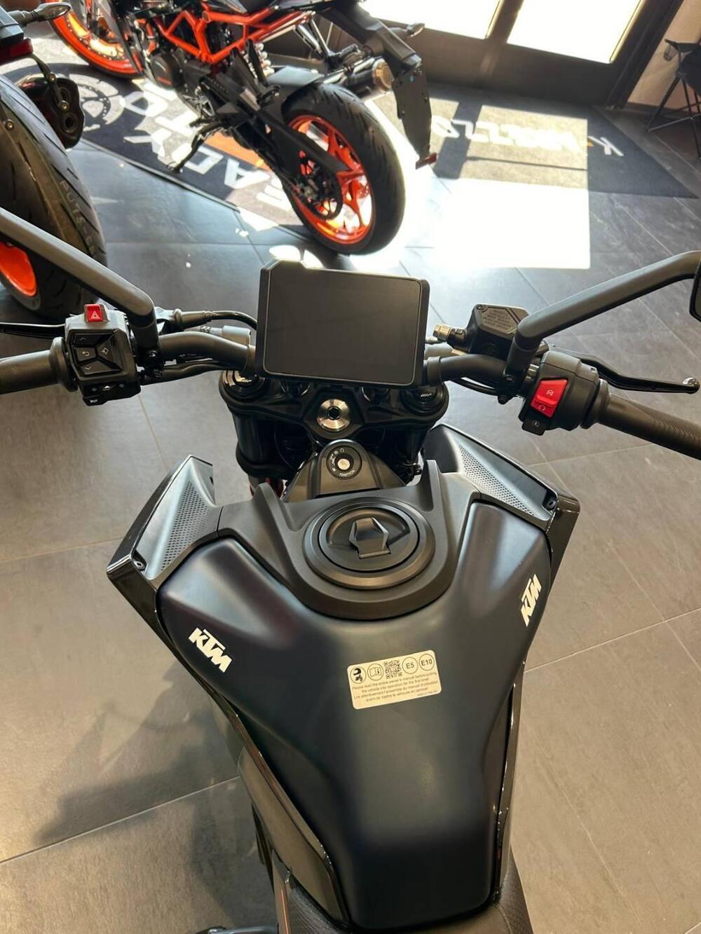 KTM 125 Duke (2024 - 26) (4)