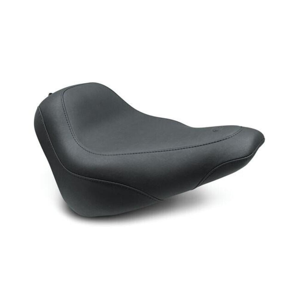 Sella Mustang Wide Tripper Solo per Softail dal 20 