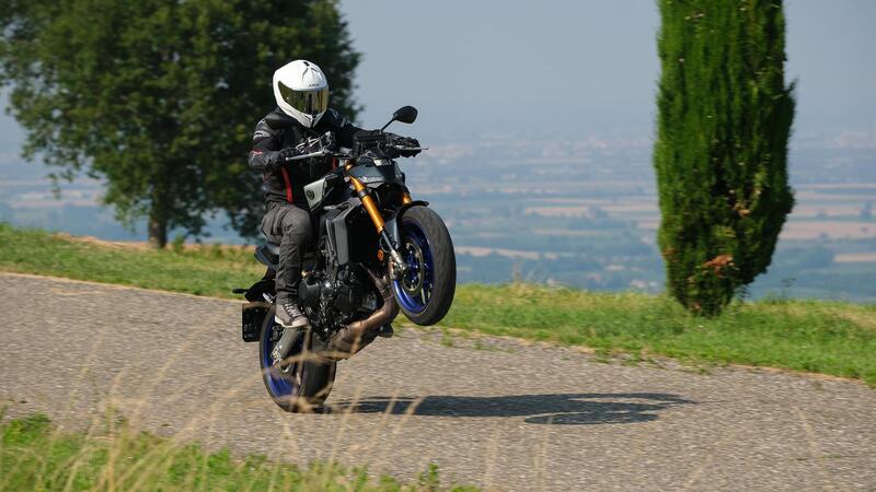 Yamaha MT-09 SP 2024 TEST: mai stata cos&igrave; affilata! Come va, Pro e Contro, la prova su strada [VIDEO E GALLERY]