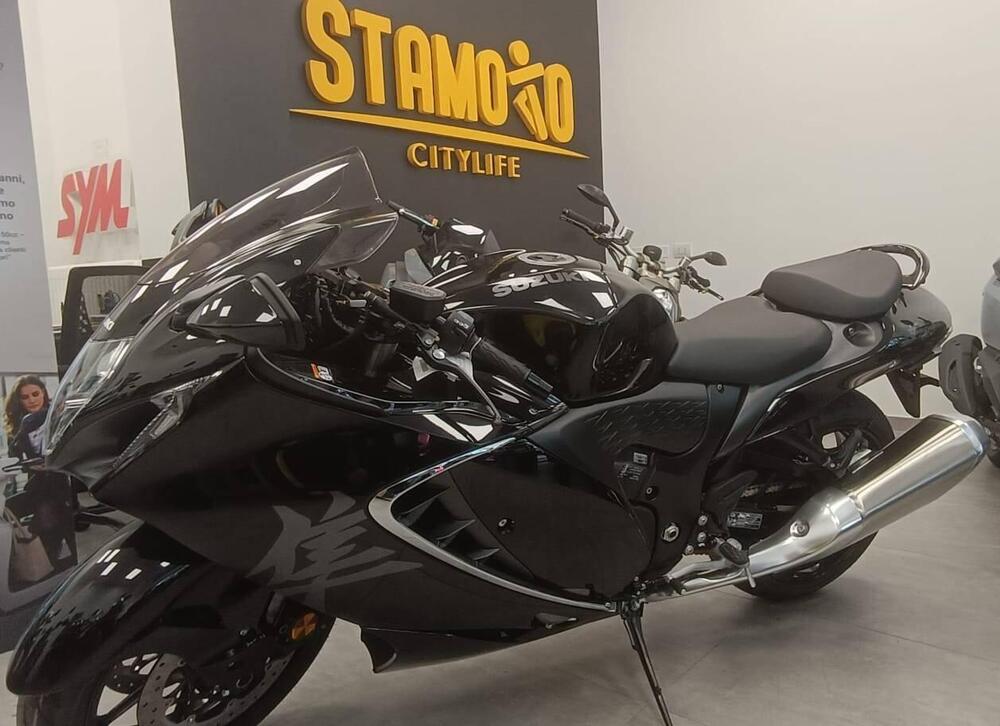 Suzuki GSX 1300 R Hayabusa (2021 - 24) (4)