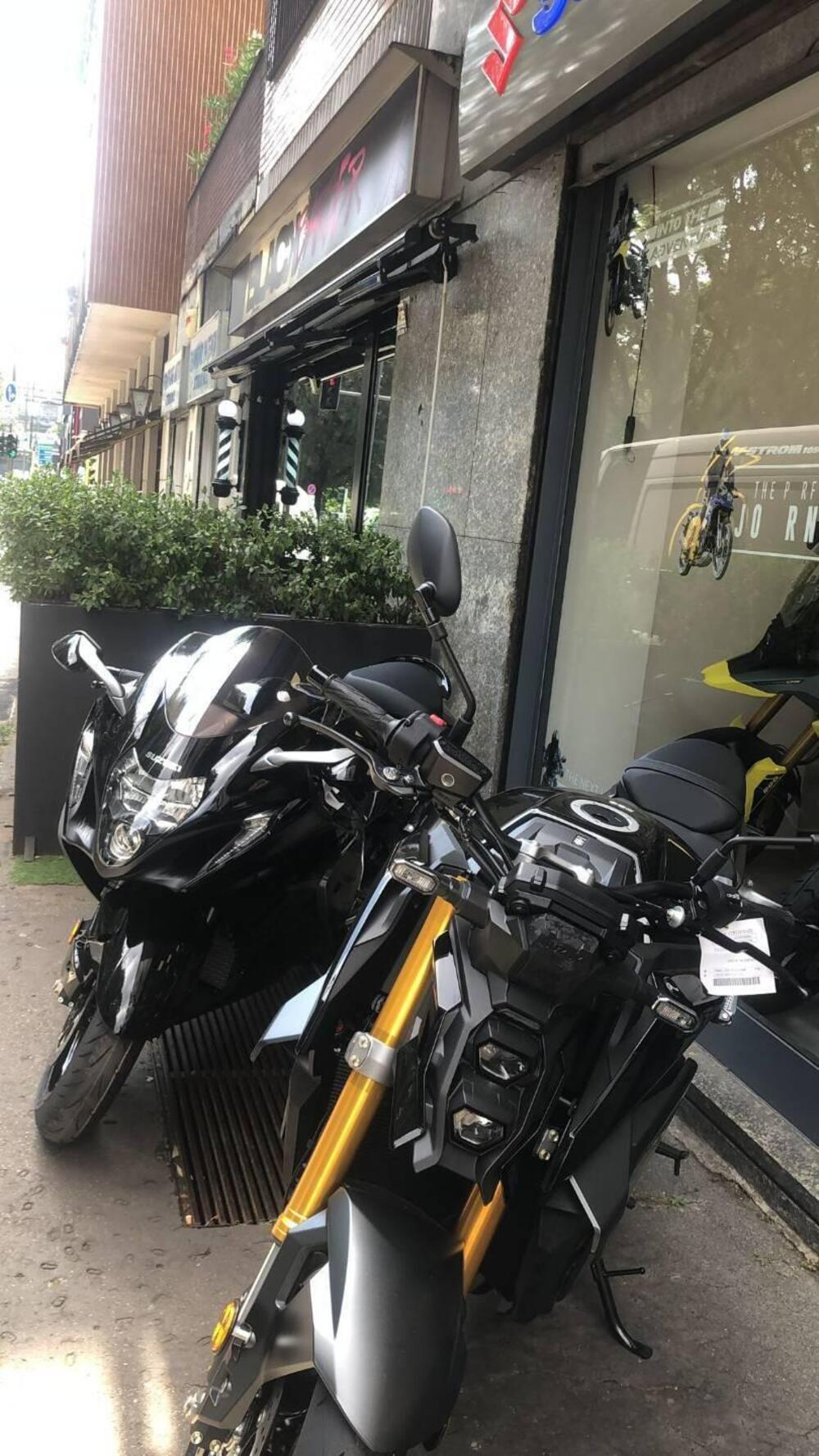 Suzuki GSX 1300 R Hayabusa (2021 - 24) (8)