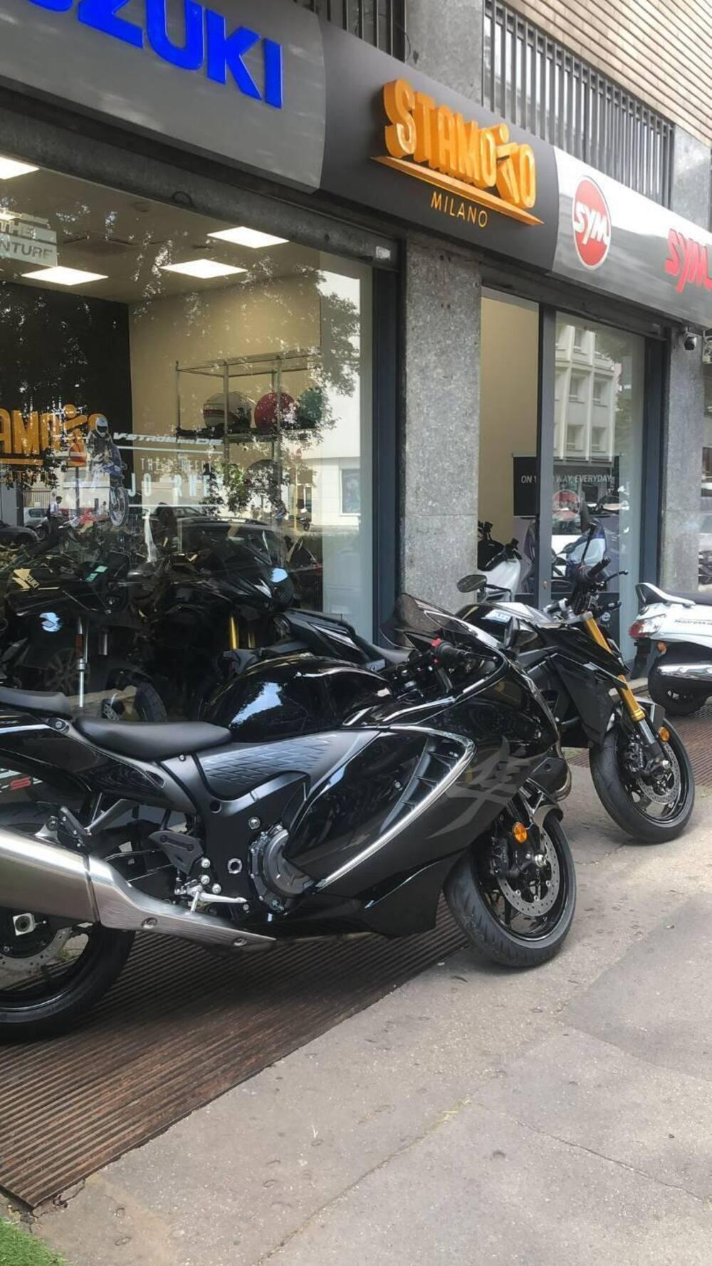 Suzuki GSX 1300 R Hayabusa (2021 - 24) (7)