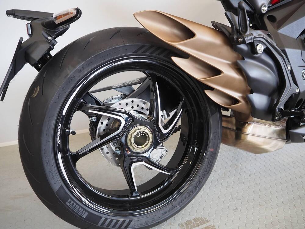 MV Agusta Brutale 800 RR (2021 - 25) (3)