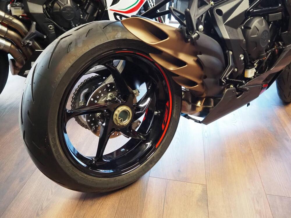 MV Agusta F3 800 RR (2022 - 25) (4)