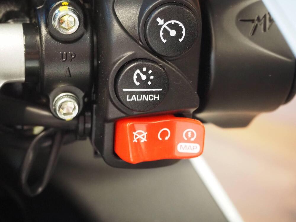 MV Agusta F3 800 RR (2022 - 25) (9)