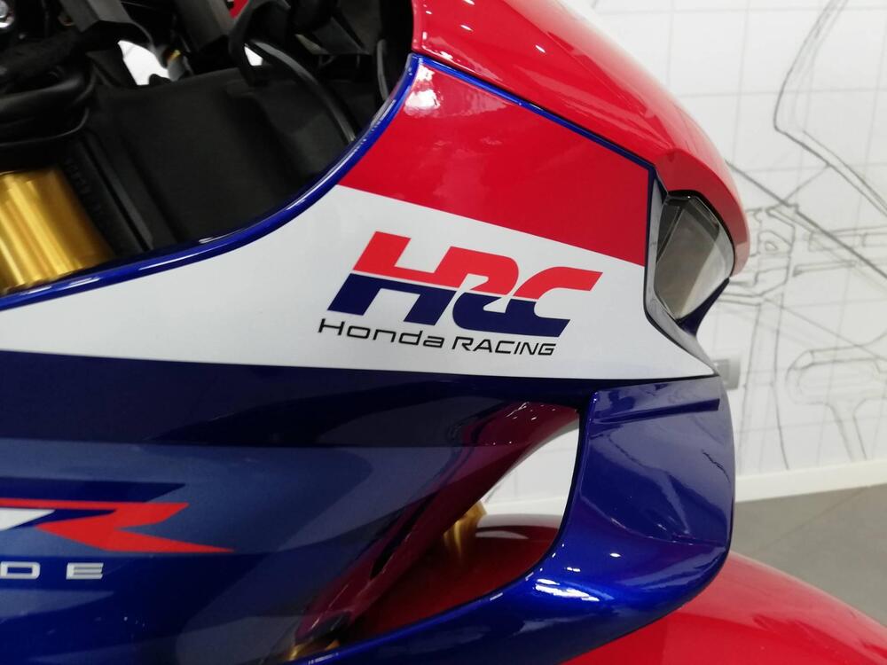 Honda CBR 1000 RR-R Fireblade SP (2024 - 25) (3)