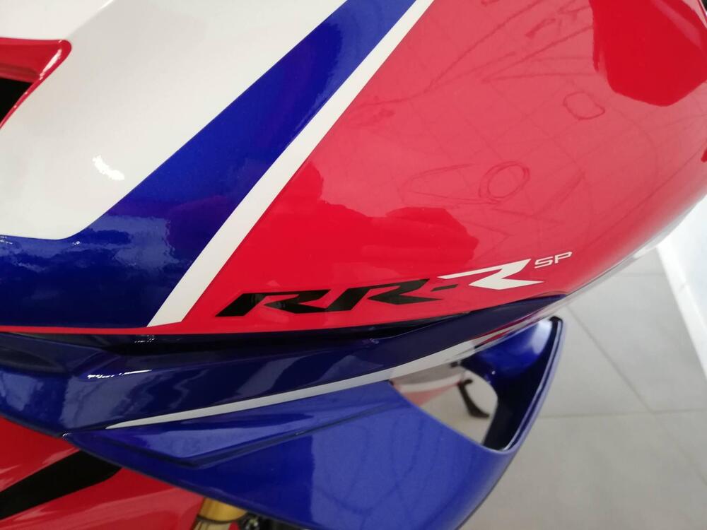 Honda CBR 1000 RR-R Fireblade SP (2024 - 25) (11)