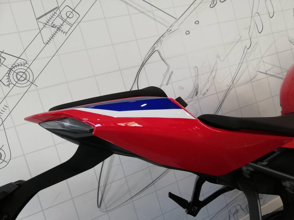 Honda CBR 1000 RR-R Fireblade SP (2024 - 25) (7)