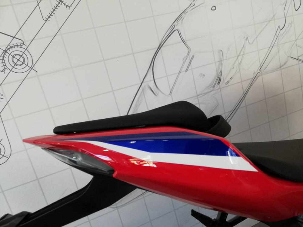 Honda CBR 1000 RR-R Fireblade SP (2024 - 25) (15)