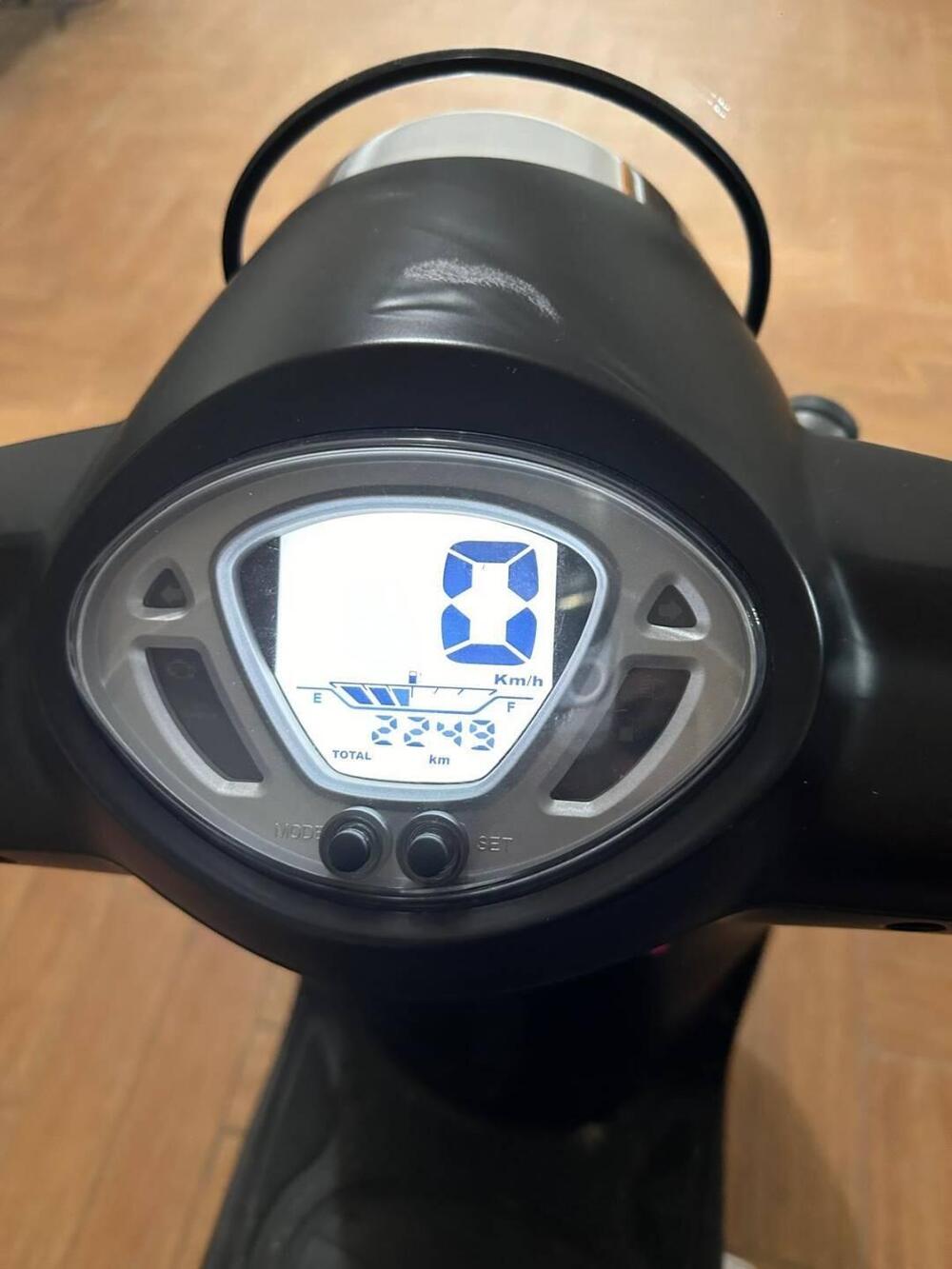 Sym Fiddle 50i (2021 - 25) (4)