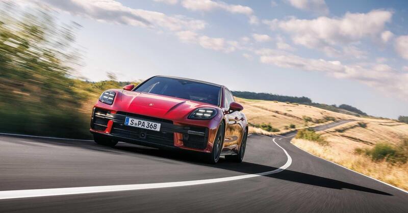 Porsche, aggiornata la Panamera con le version GTS e Turbo S E-hybrid