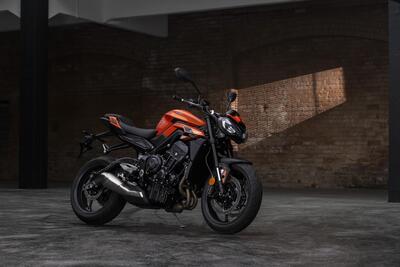 Novit&agrave; Street Triple 765 R in versione patentati A2