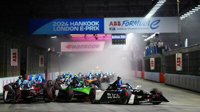 Wehrlein Trionfa a Londra: "Il lavoro &egrave; solo al 50%" | Formula E London E-Prix 2024