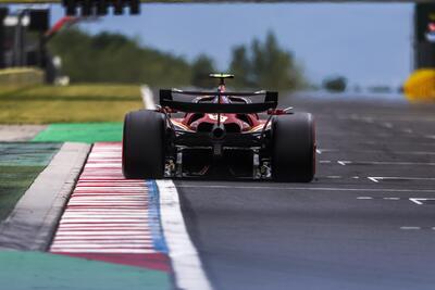 F1. Ferrari migliora in Ungheria, Leclerc: "Se continuiamo cos&igrave; non vinceremo pi&ugrave;" e Sainz spera negli aggiornamenti