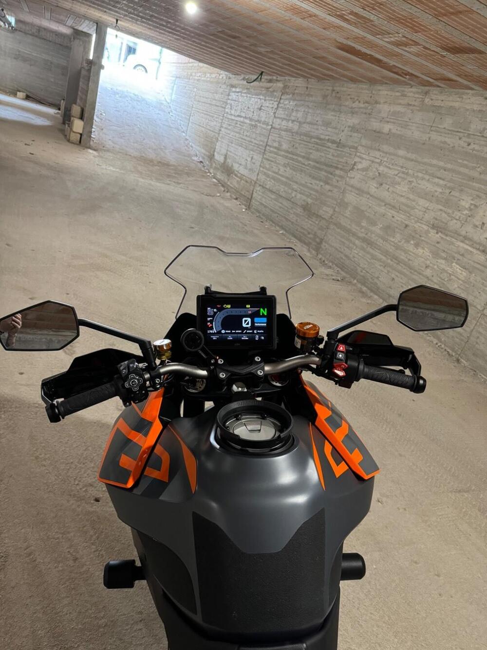 KTM 1290 Super Duke GT (2022 - 25) (4)