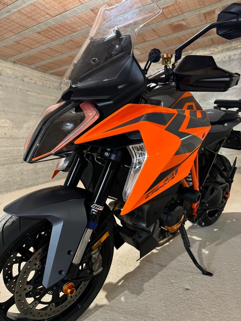 KTM 1290 Super Duke GT (2022 - 25) (5)
