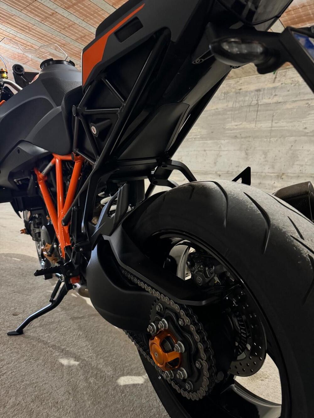 KTM 1290 Super Duke GT (2022 - 25) (8)