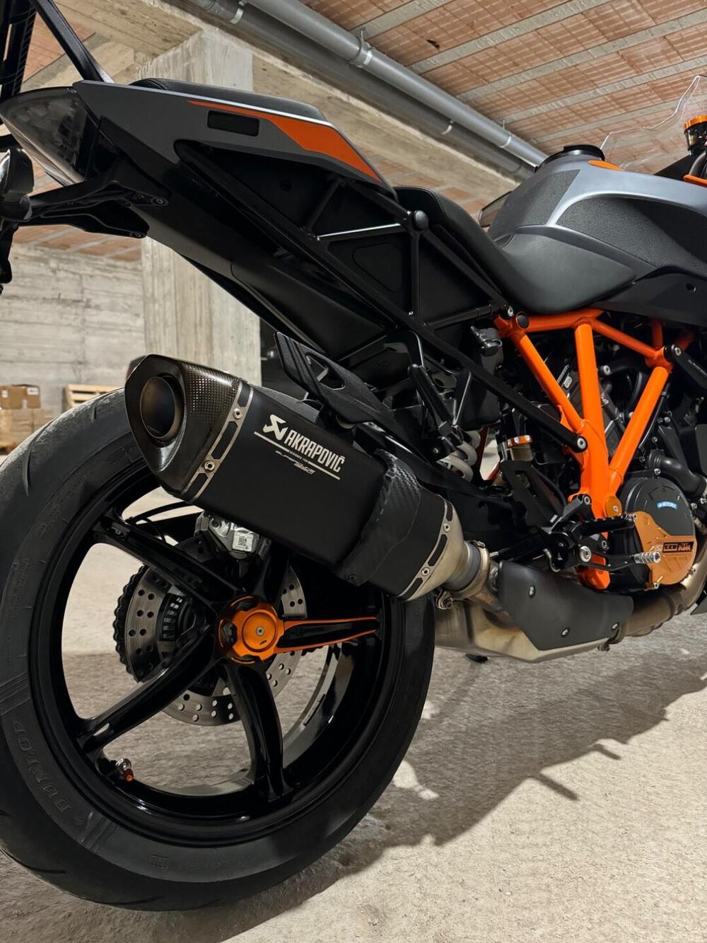 KTM 1290 Super Duke GT (2022 - 25) (10)