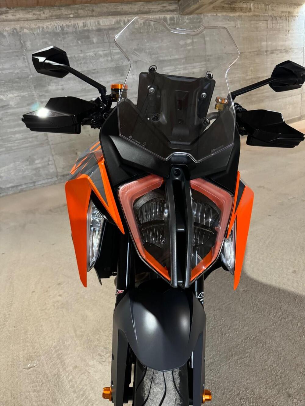 KTM 1290 Super Duke GT (2022 - 25) (12)