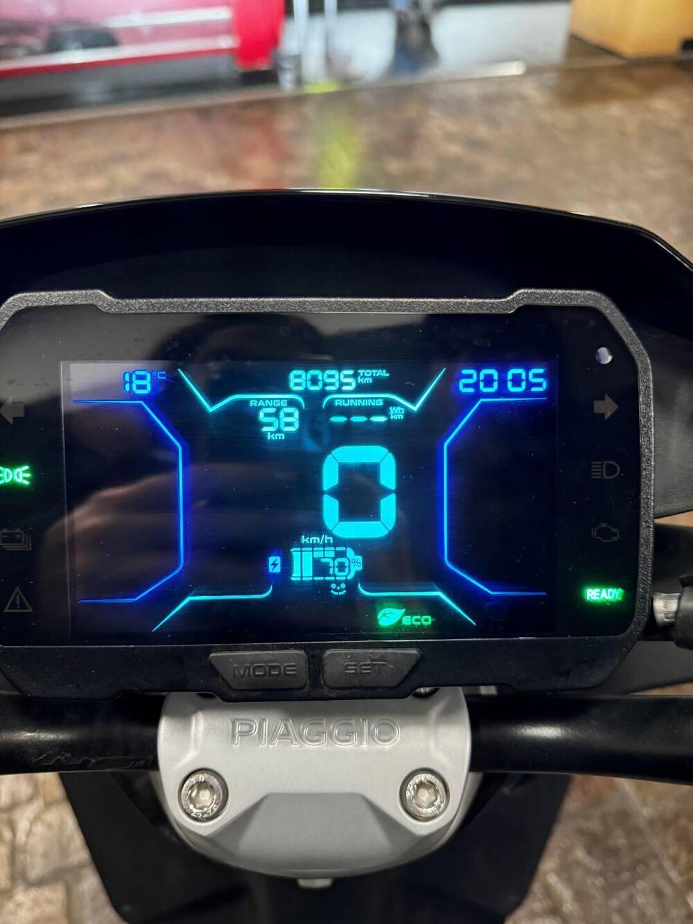 Piaggio 1 Active (2022 - 26) (4)