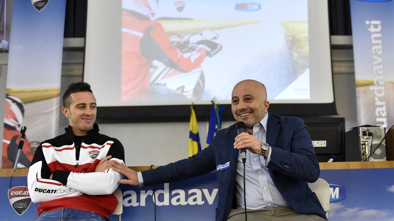 &ldquo;TIM Guarda Avanti&rdquo; e Ducati. Dovizioso e gli studenti di Parma