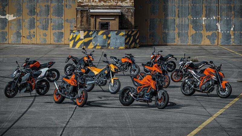 Duke Domination: in pista a Misano con i piloti del Red Bull KTM Factory Racing. Se hai un Duke non puoi mancare