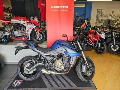 QJ Motor SRK 700 (2023 - 25) nuova