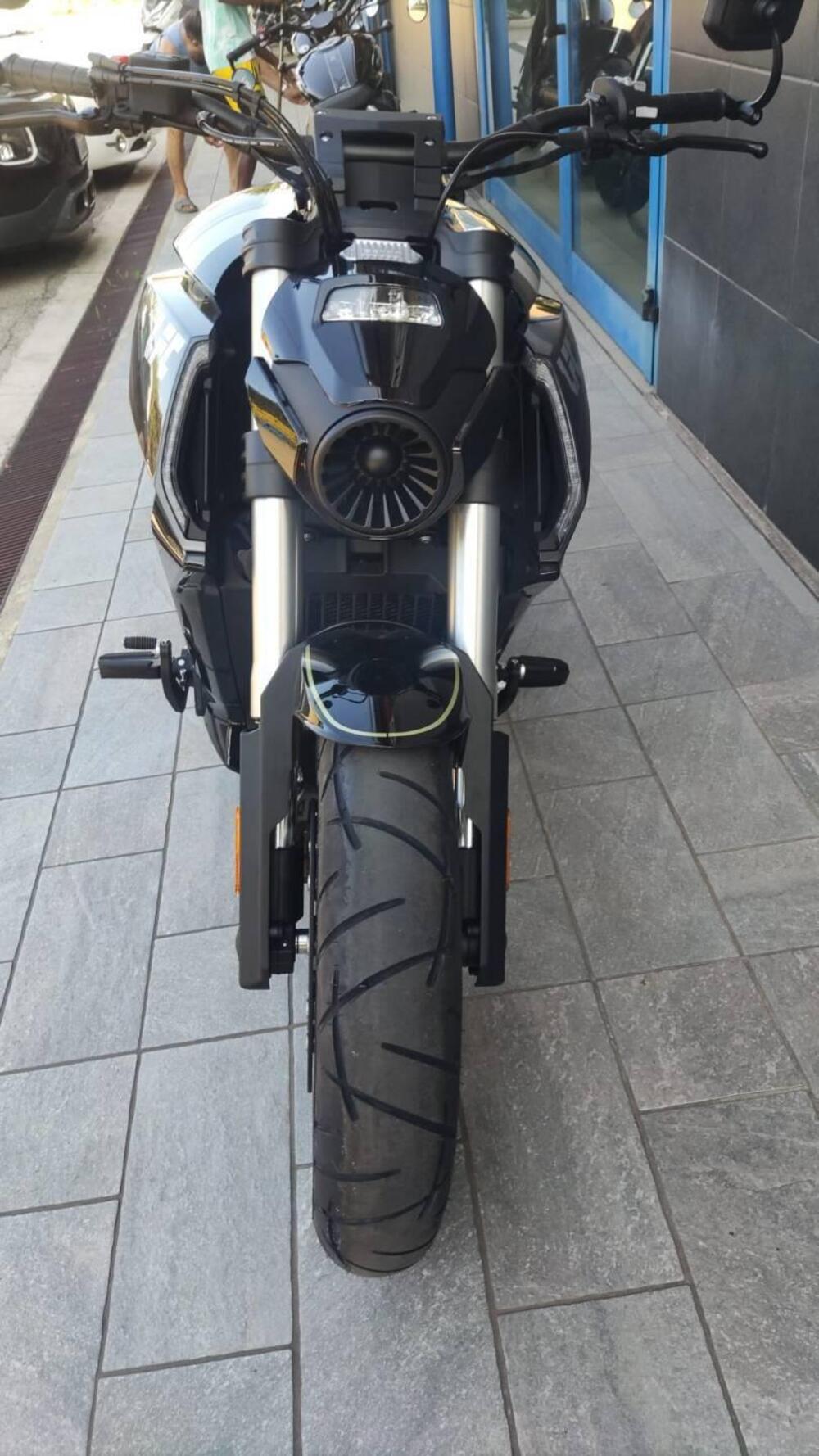 Benda Motorcycles LFC 700 (2024 - 25) (4)