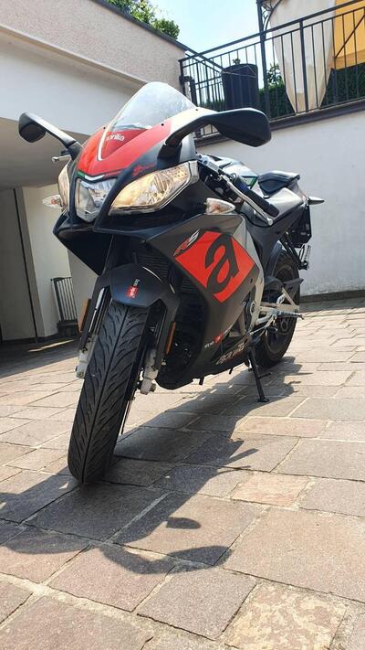 Aprilia RS4 125 (2017 - 18) usata
