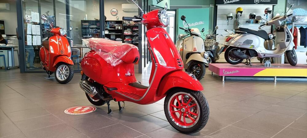 Vespa Primavera 50 RED (2023 - 25) (3)