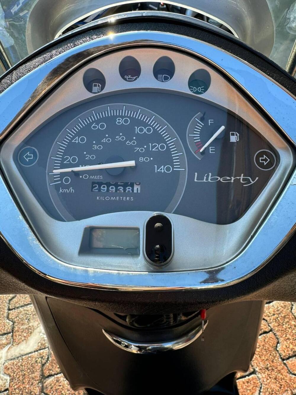 Piaggio Liberty 150 4T Full Optional (2008 - 13) (6)