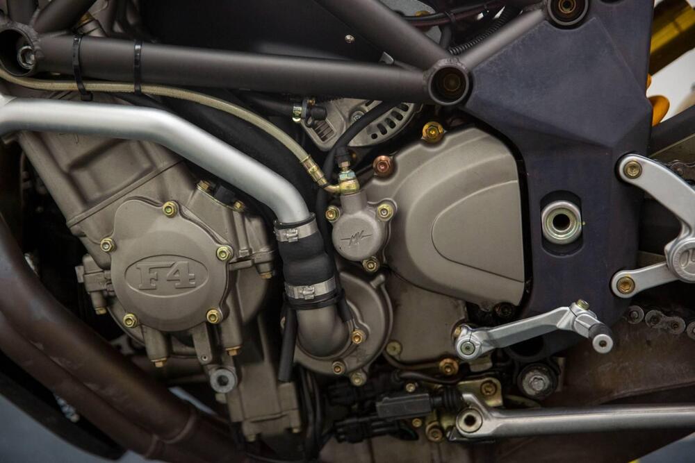 MV Agusta Brutale 910 R (2006 - 11) (12)