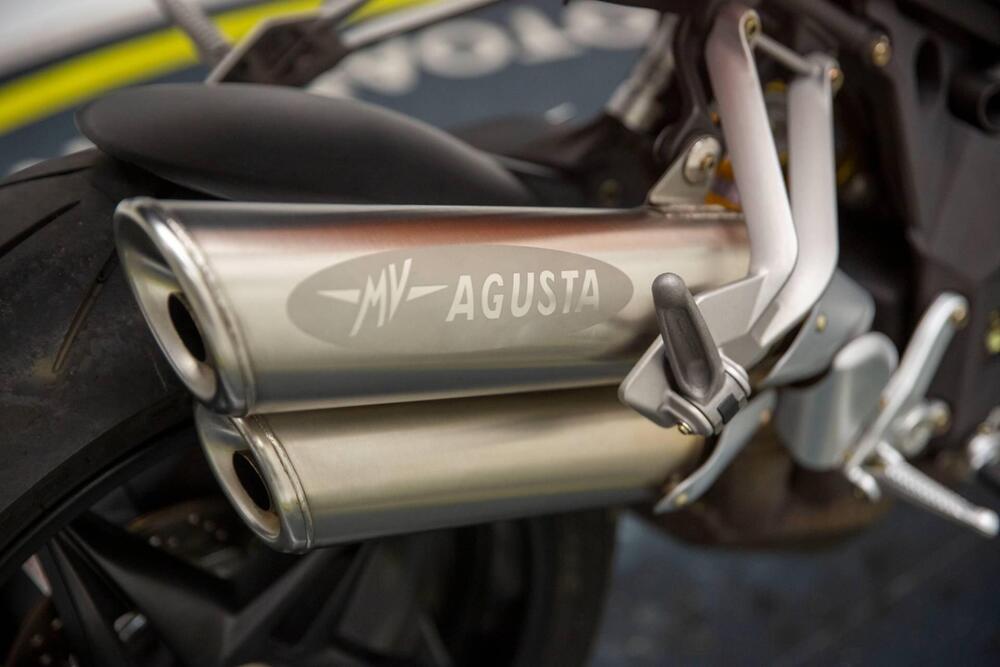 MV Agusta Brutale 910 R (2006 - 11) (15)