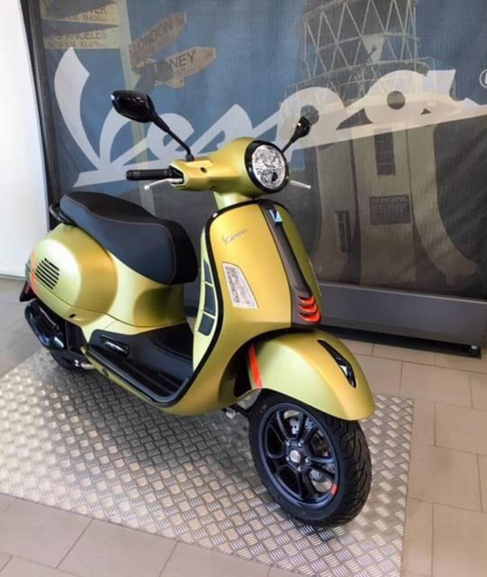 Vespa GTS 125 Super Sport (2025)