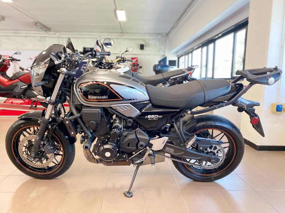 Kawasaki Z 650 RS (2022 - 24) (9)