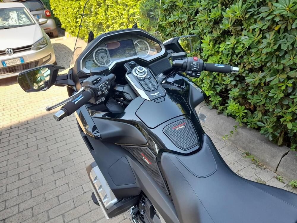 Honda GL 1800 Gold Wing Tour (2020) (6)