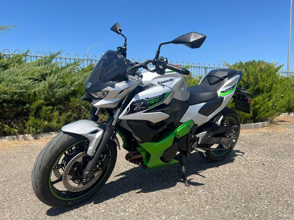 Kawasaki Z7 Hybrid (2024 - 25) (3)