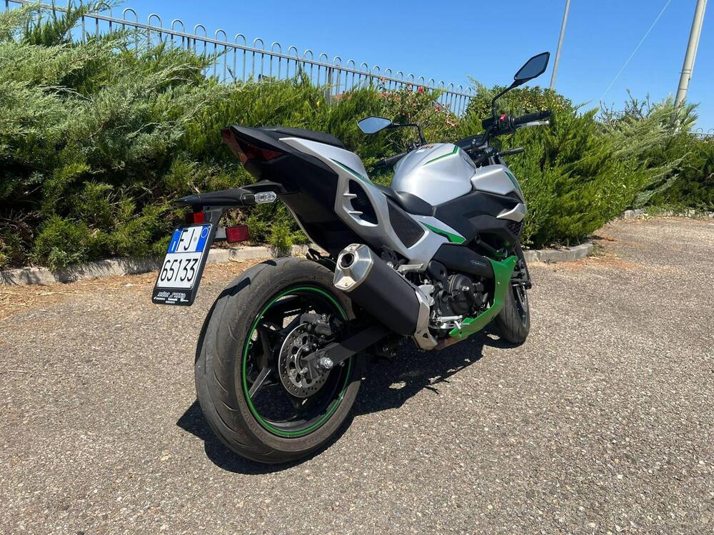 Kawasaki Z7 Hybrid (2024 - 25) (5)