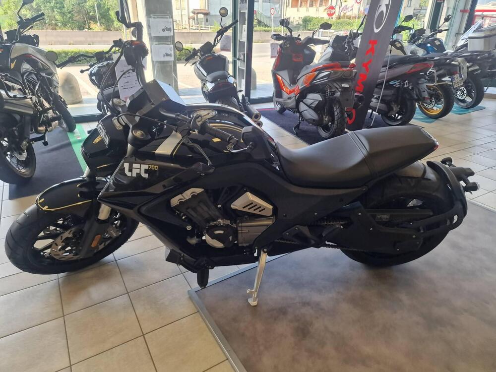 Benda Motorcycles LFC 700 (2024 - 25) (2)