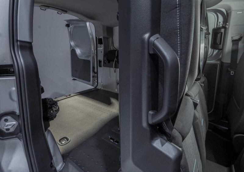Ford Transit Connect  (12)
